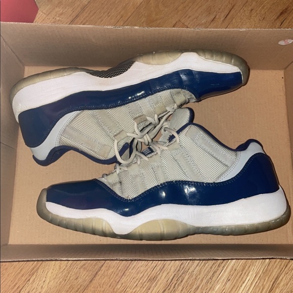 jordan 11 low - Picture 1 of 1